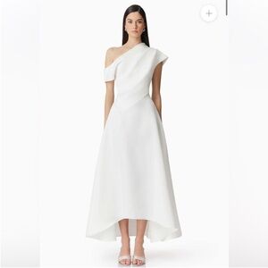elliatt marissa white one shoulder asymmetrical hem maxi gown dress size medium